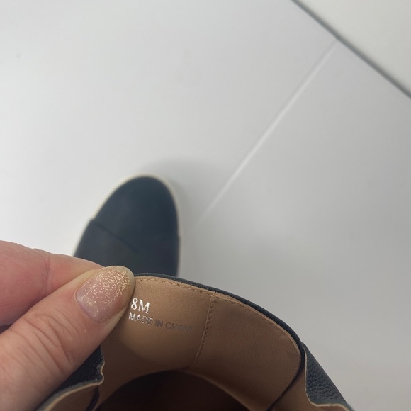 Paola Black/White Shows - Picture 10 of 15